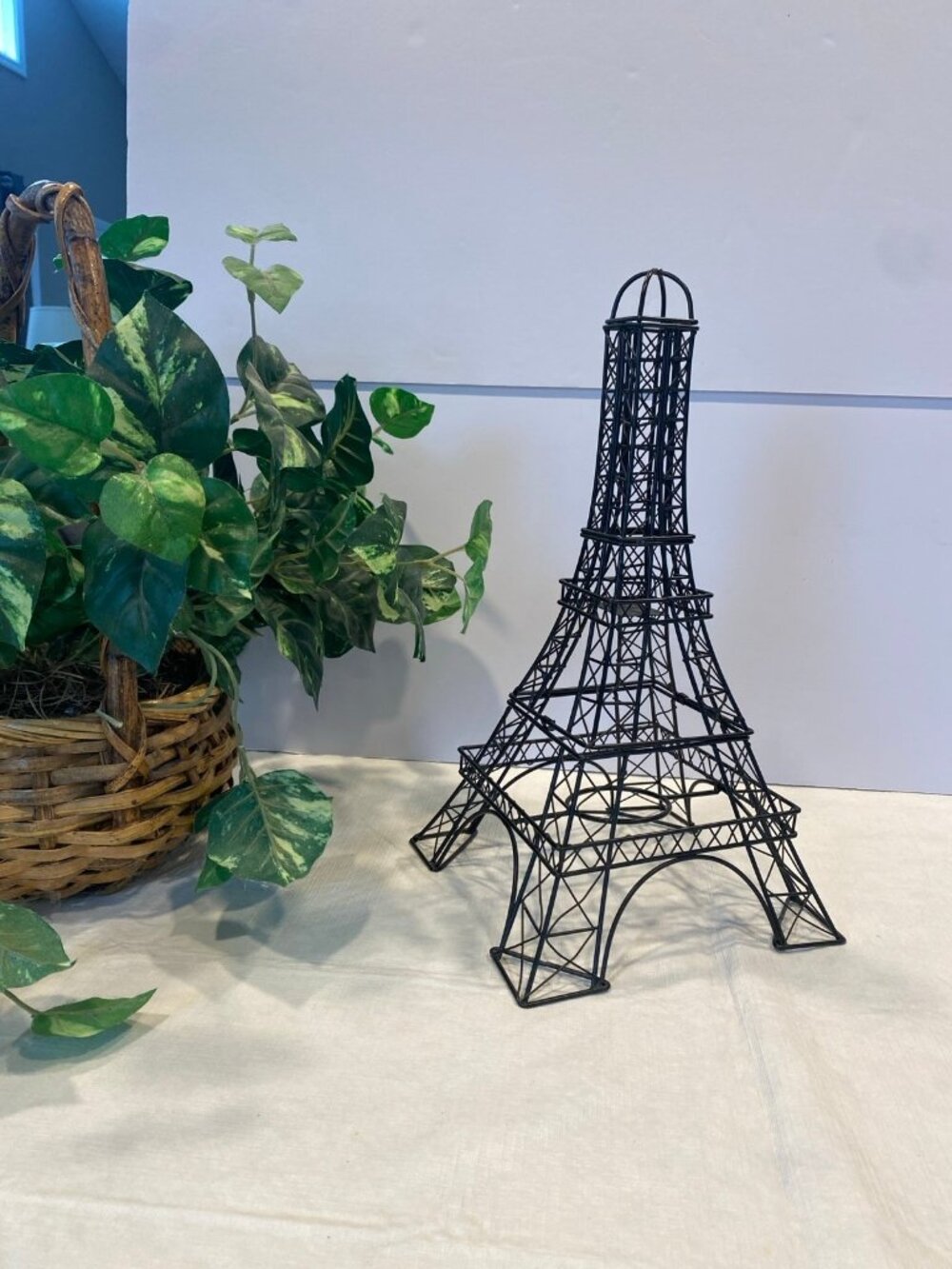 Black Metal Wire Eiffel Tower Votive Candle Holder Home Decor Accent